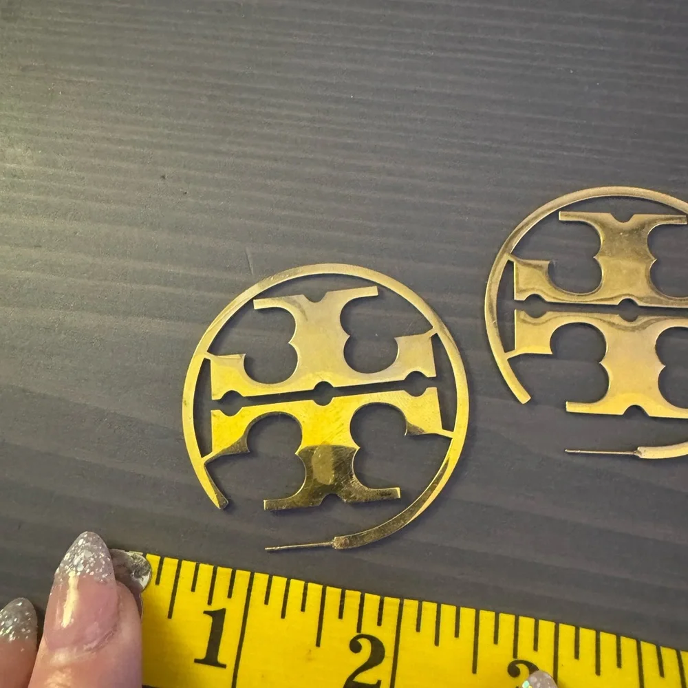 Tory Burch hoop earrings, gold plated, small imperfection as shown in photo. - Picture 2 of 10